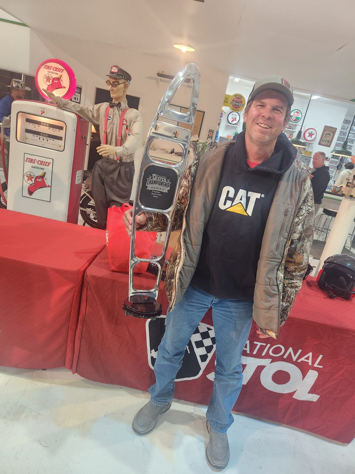 Matthew Dorssom gallery photo 1